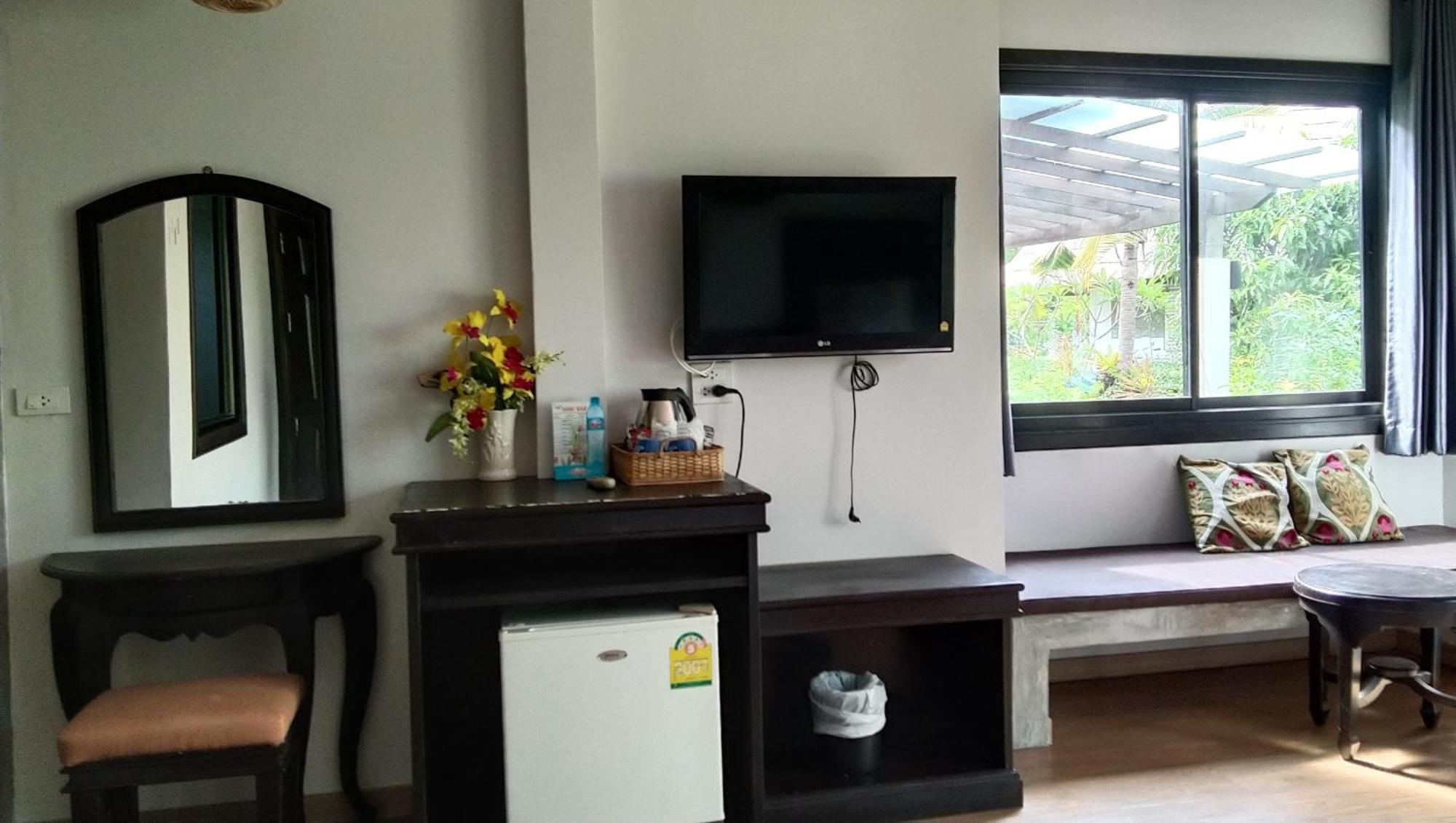 Lanta Villa Resort Ban Ai Dao Exterior photo