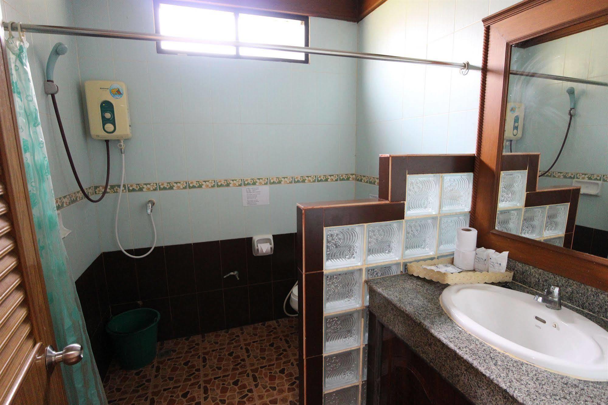 Lanta Villa Resort Ban Ai Dao Exterior photo