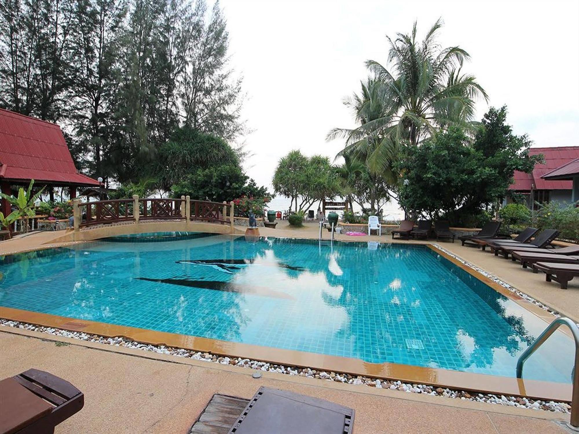 Lanta Villa Resort Ban Ai Dao Exterior photo