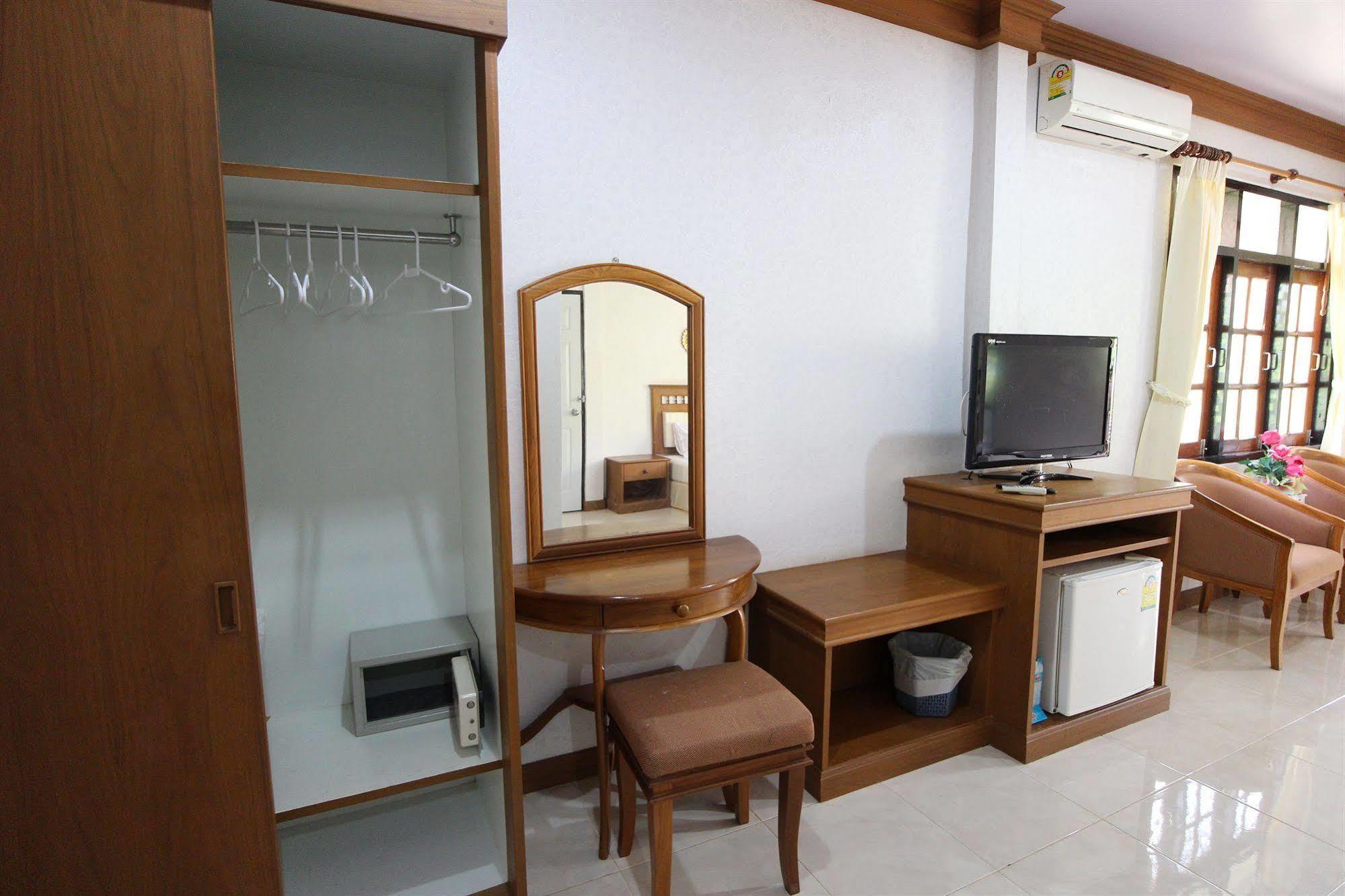 Lanta Villa Resort Ban Ai Dao Exterior photo
