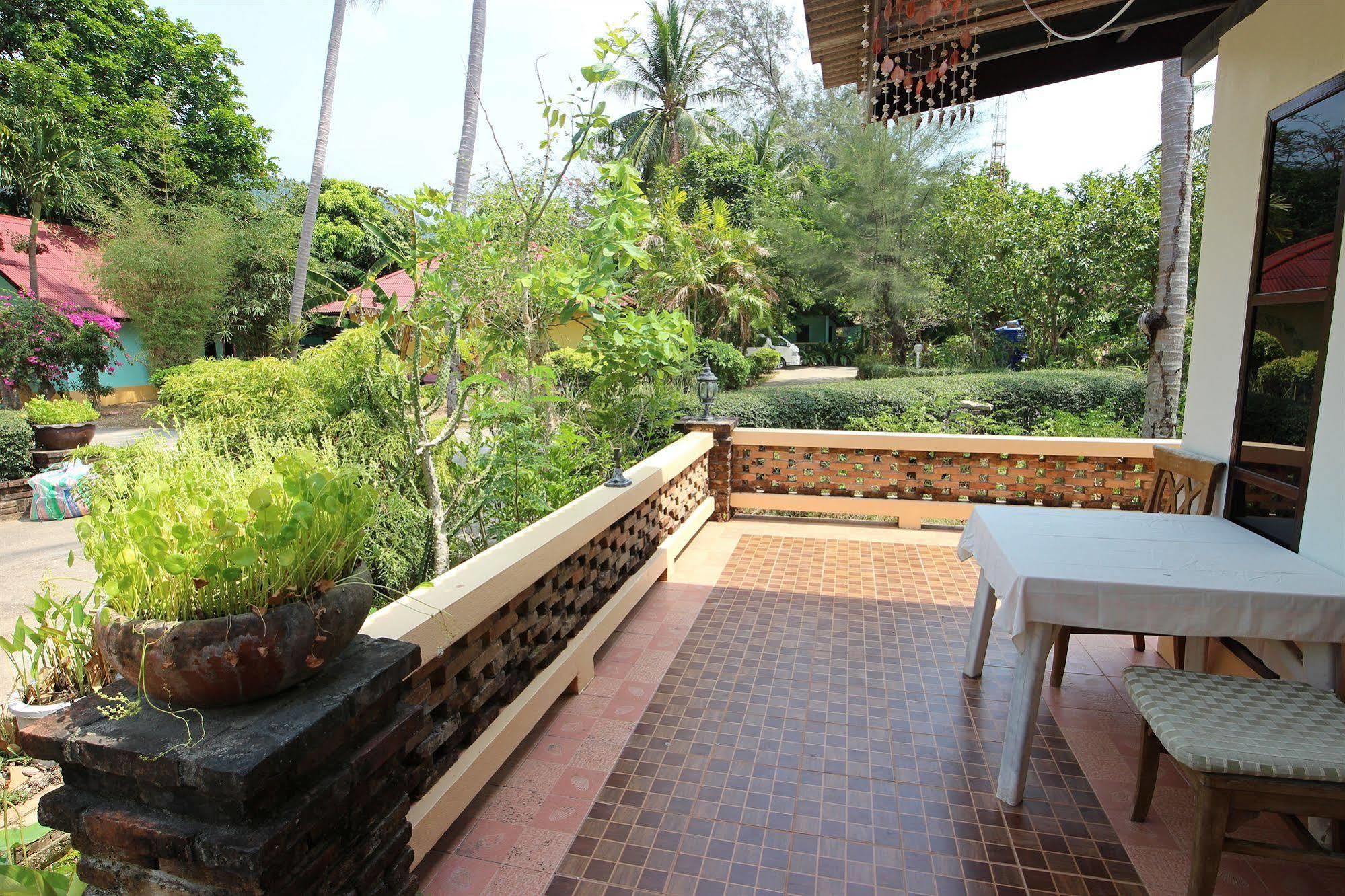 Lanta Villa Resort Ban Ai Dao Exterior photo