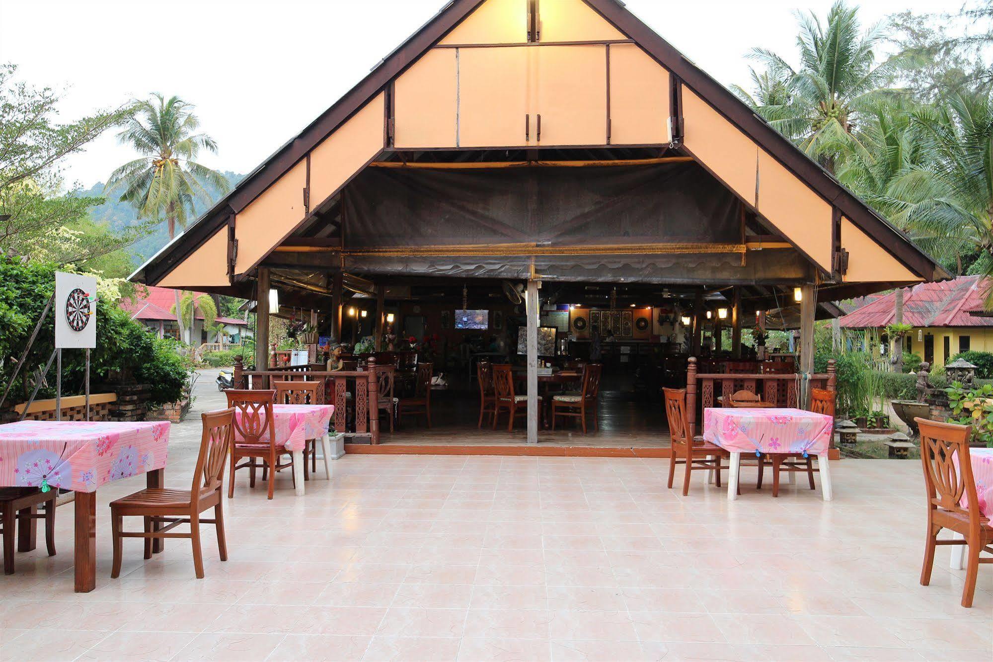 Lanta Villa Resort Ban Ai Dao Exterior photo