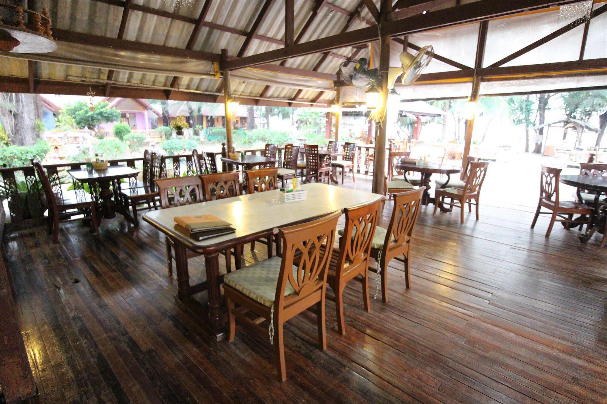 Lanta Villa Resort Ban Ai Dao Exterior photo