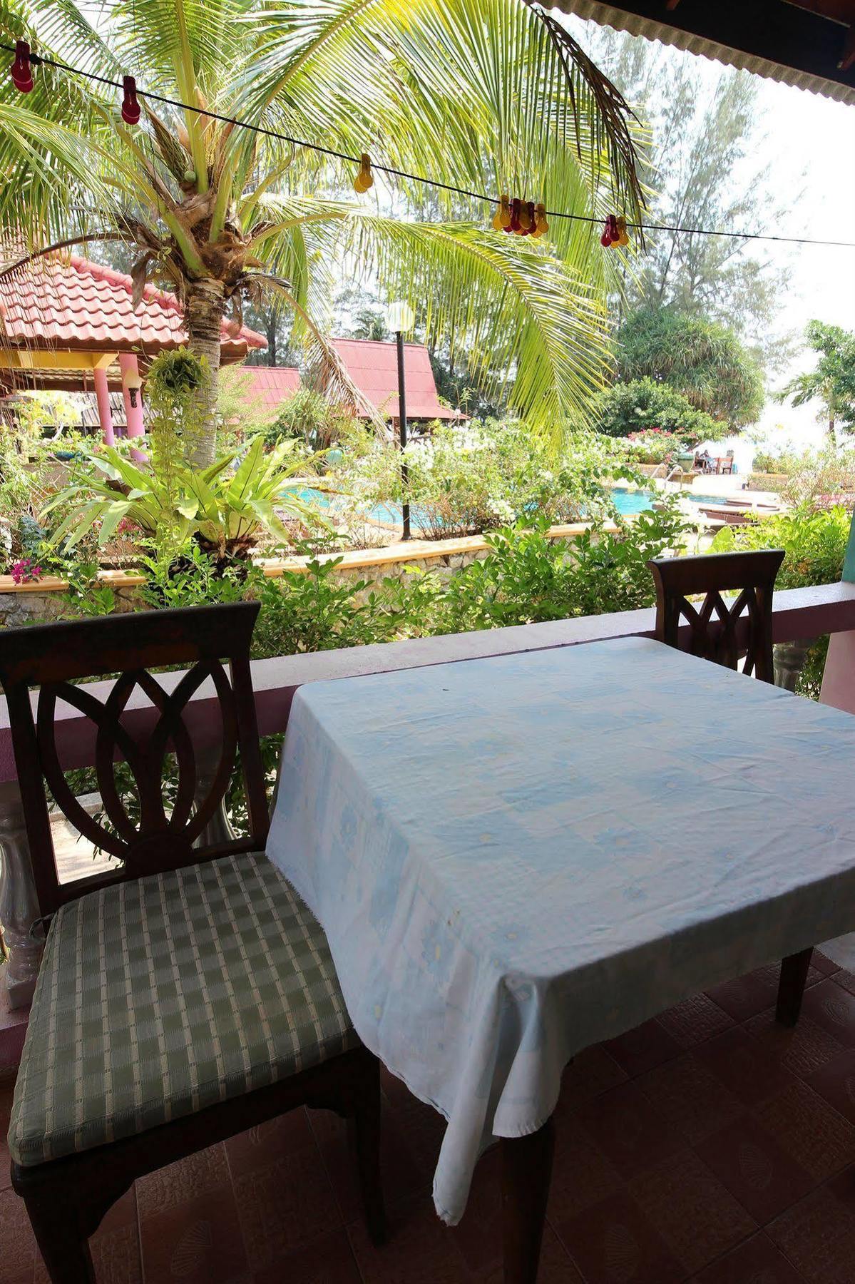 Lanta Villa Resort Ban Ai Dao Exterior photo